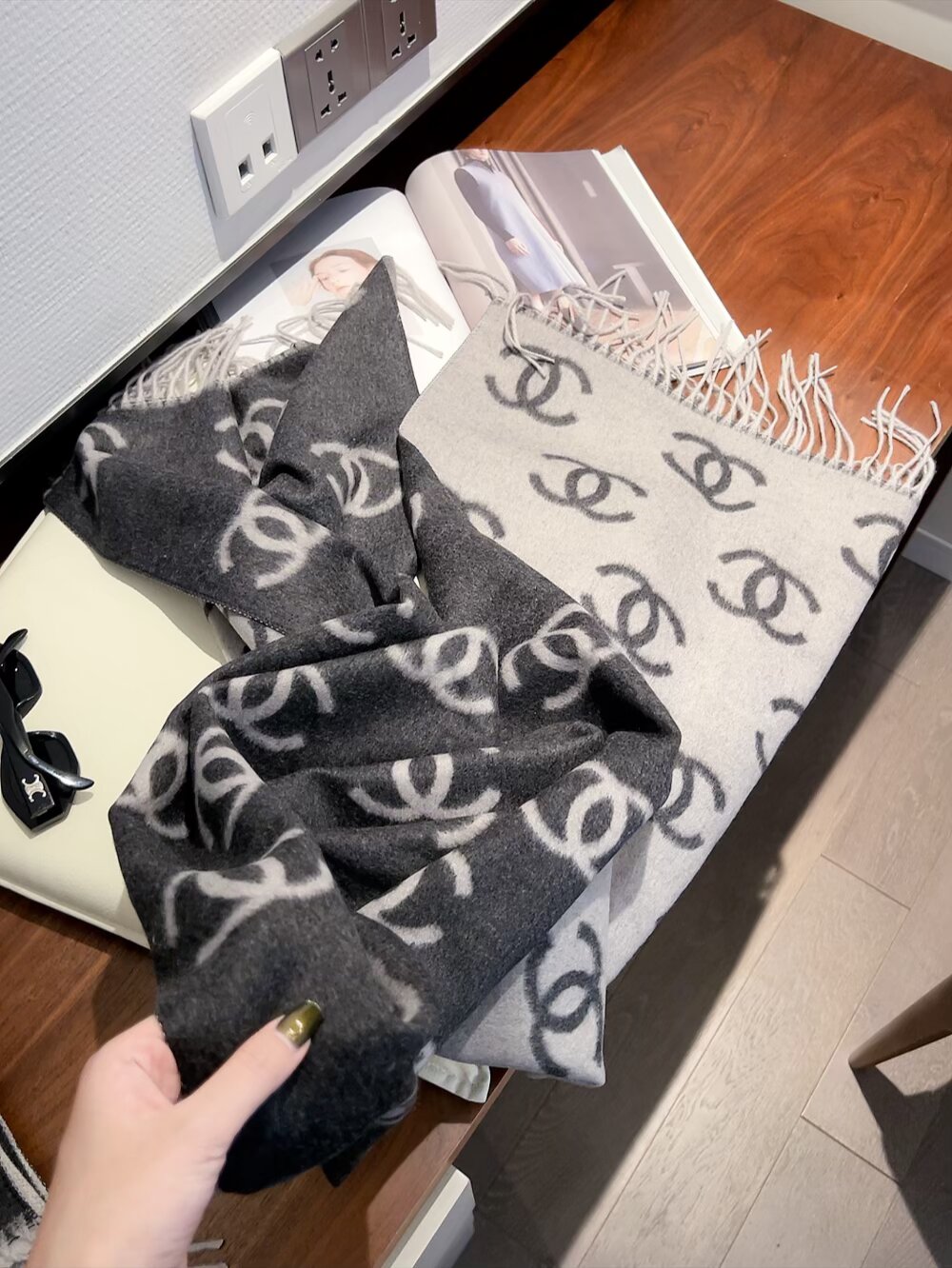 Chanel scarf - Image 5