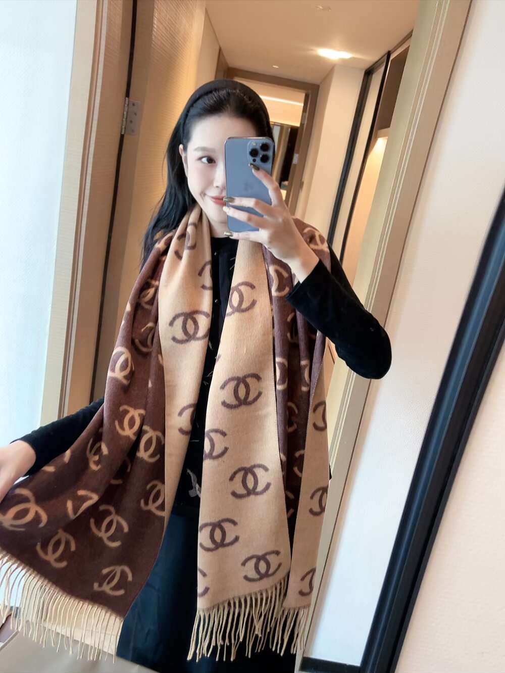 Chanel scarf - Image 8