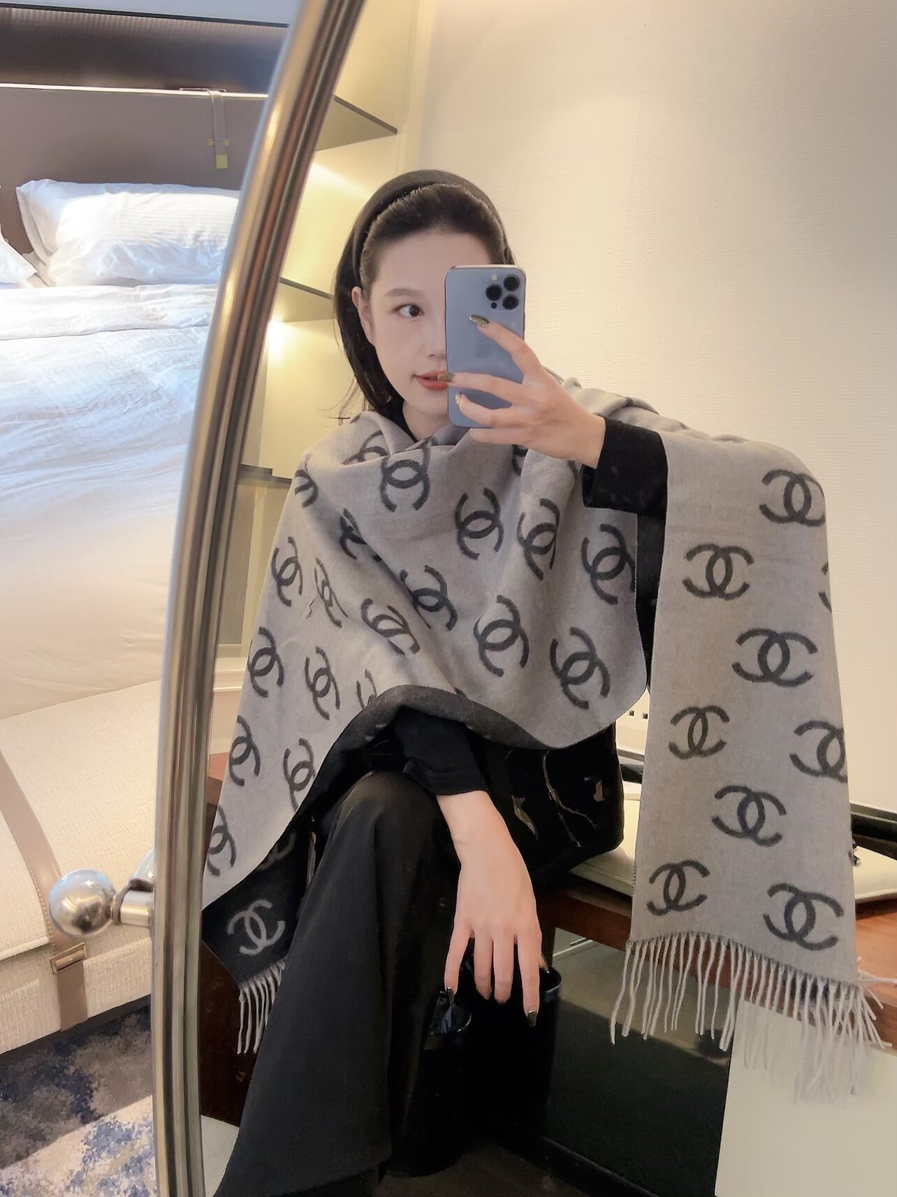 Chanel scarf - Image 2