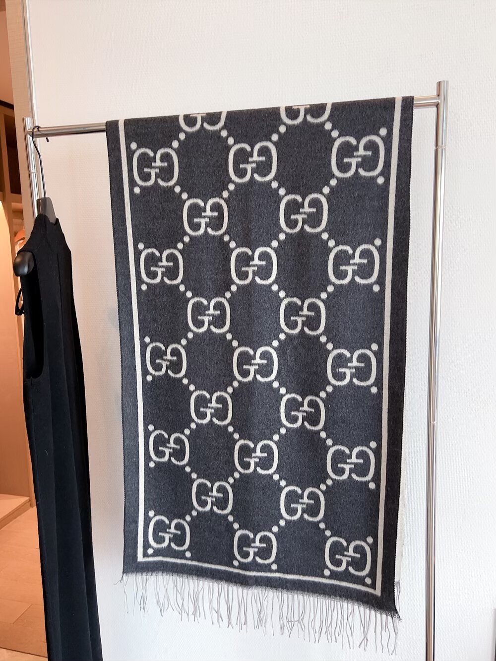 Gucci scarf - Image 2