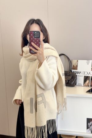 dior scarf （苏黎）