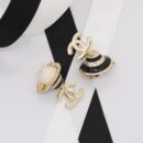 Chanel fashion celebrity hot sunglasses cartoon doll pendant women's earrings（优曼）