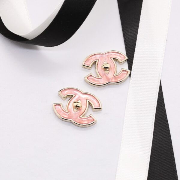 Chanel Pink Transparent Acrylic Bag Buckle Women's Earrings（优曼） - Image 5