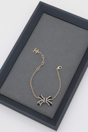 Chanel bracelet （优曼）